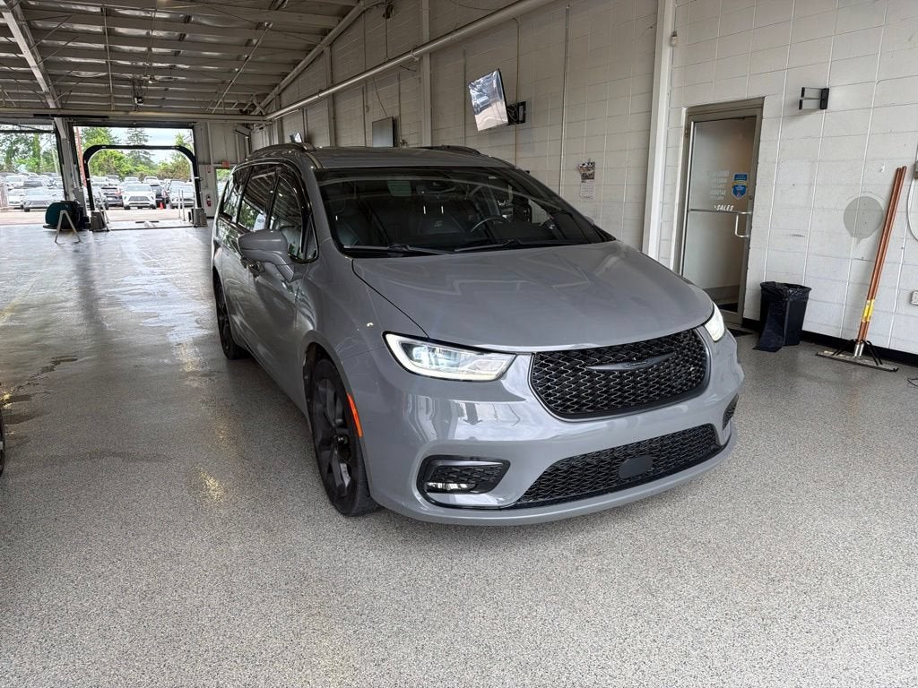 2021 Chrysler Pacifica Touring L