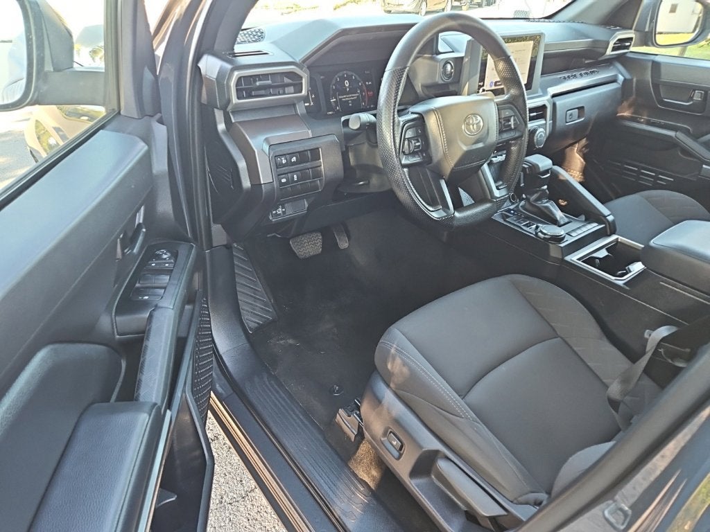 2024 Toyota Tacoma 4WD SR5