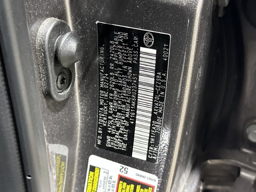 2024 Toyota Camry SE