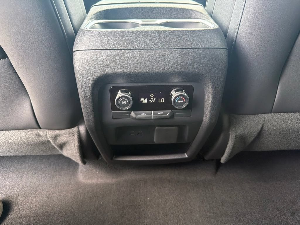2027 Buick Enclave Sport Touring