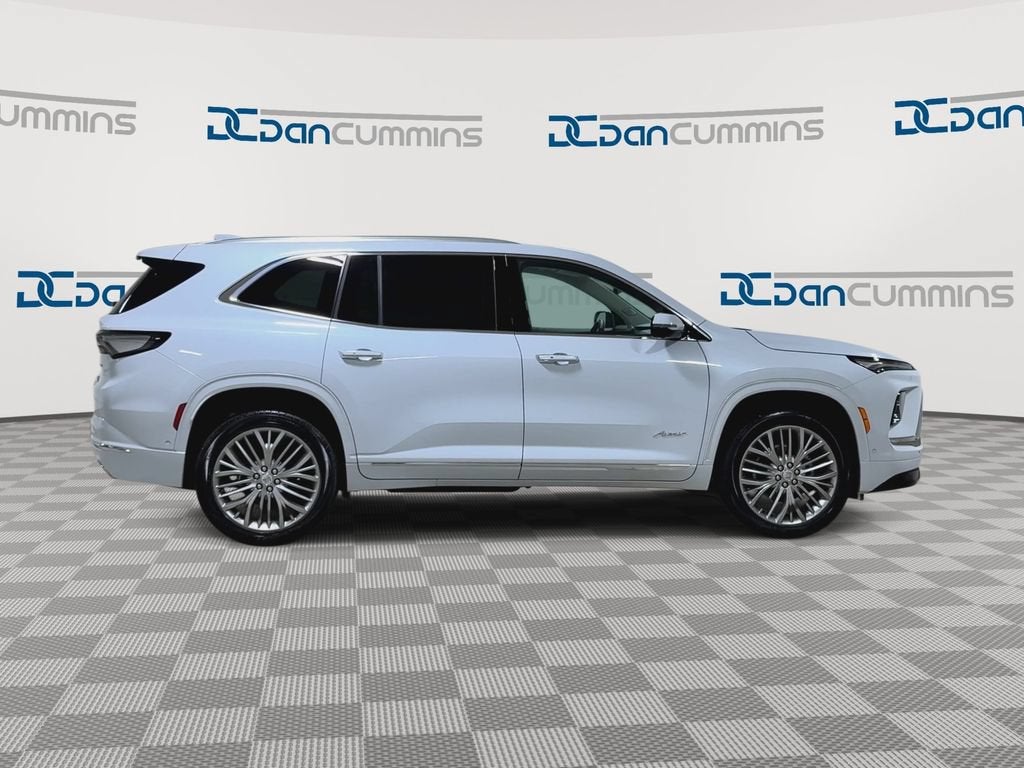 2027 Buick Enclave Avenir - Photo 2