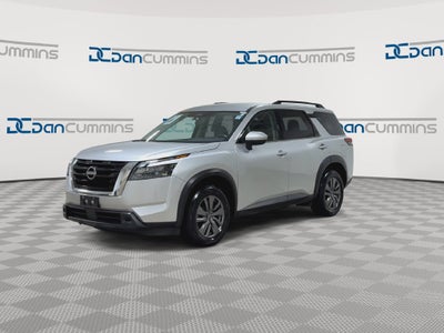 2024 Nissan Pathfinder SV