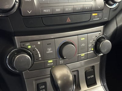 2011 Toyota Highlander Base