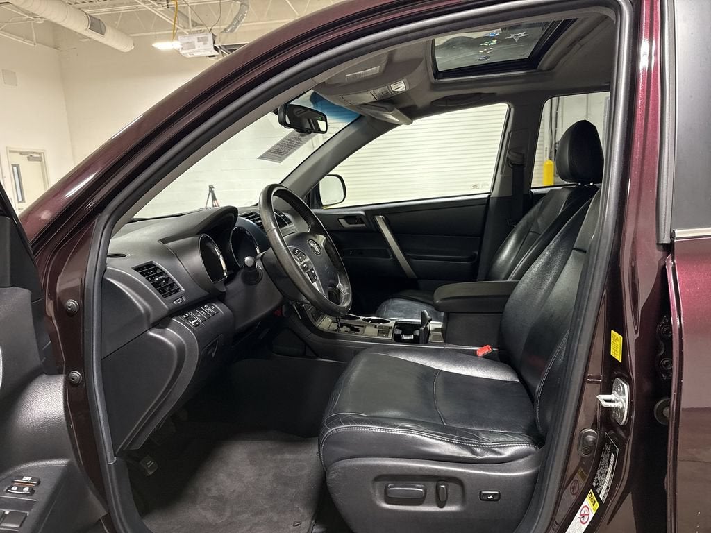 2011 Toyota Highlander Base