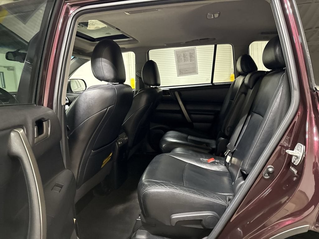2011 Toyota Highlander Base