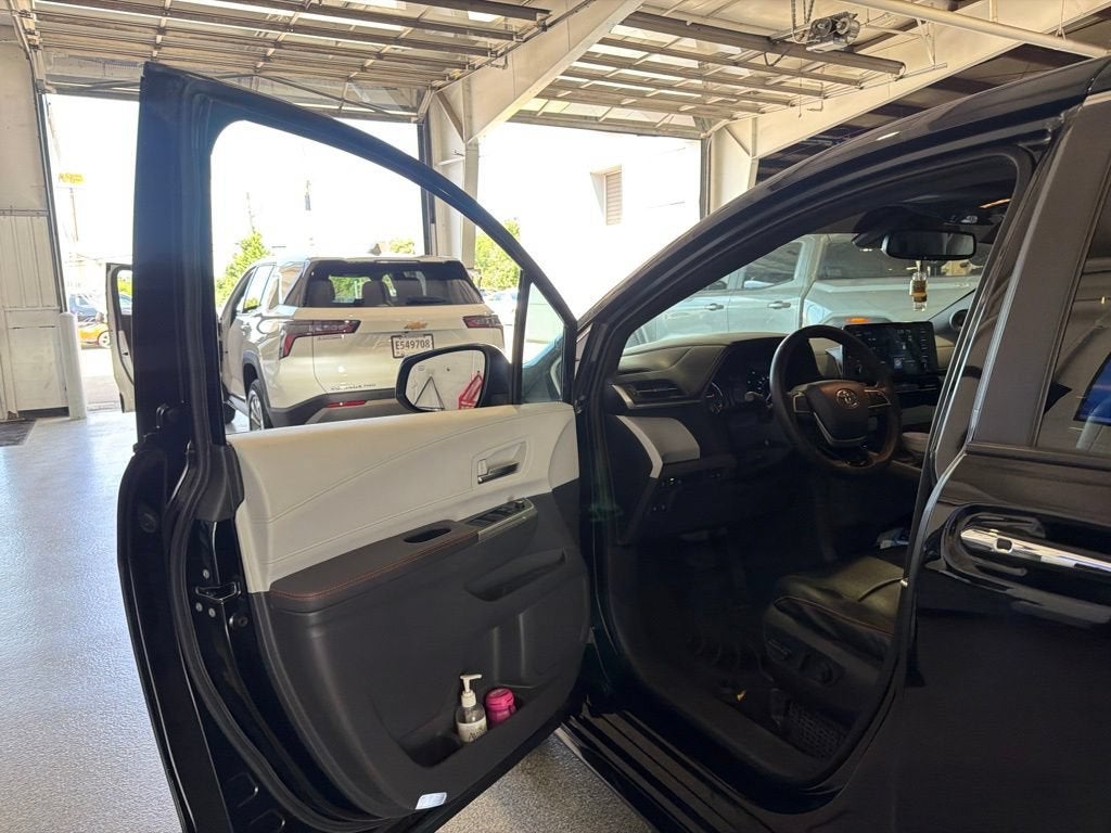 2023 Toyota Sienna XSE