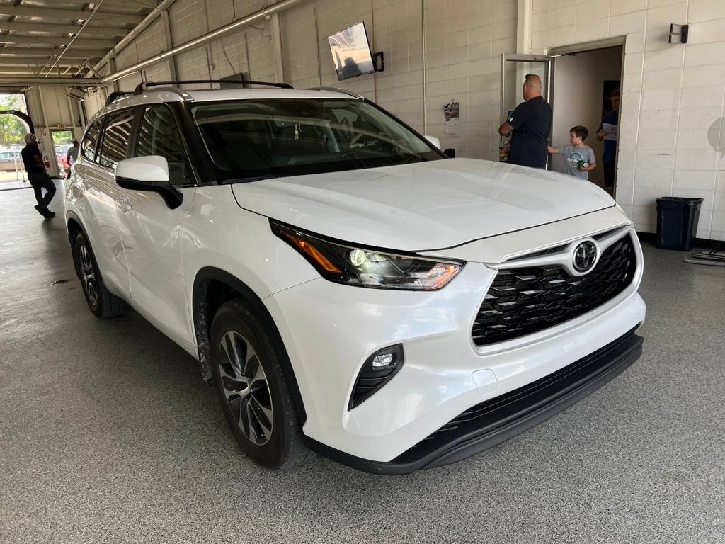 2023 Toyota Highlander L