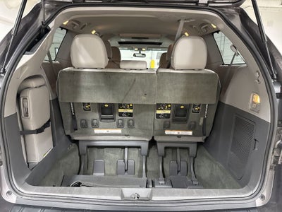 2015 Toyota Sienna XLE