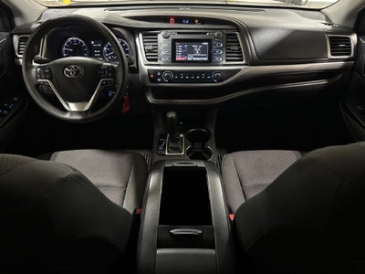 2018 Toyota Highlander LE