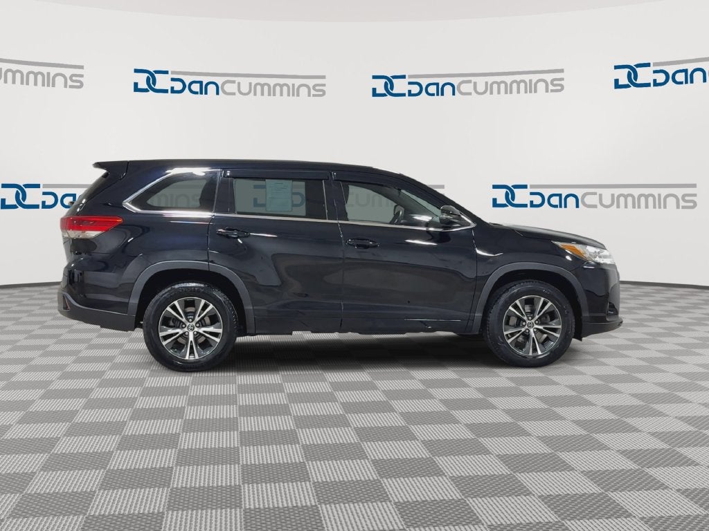 2018 Toyota Highlander LE