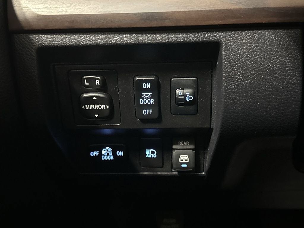 2018 Toyota Tundra 4WD SR5