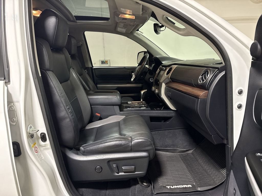 2018 Toyota Tundra 4WD SR5