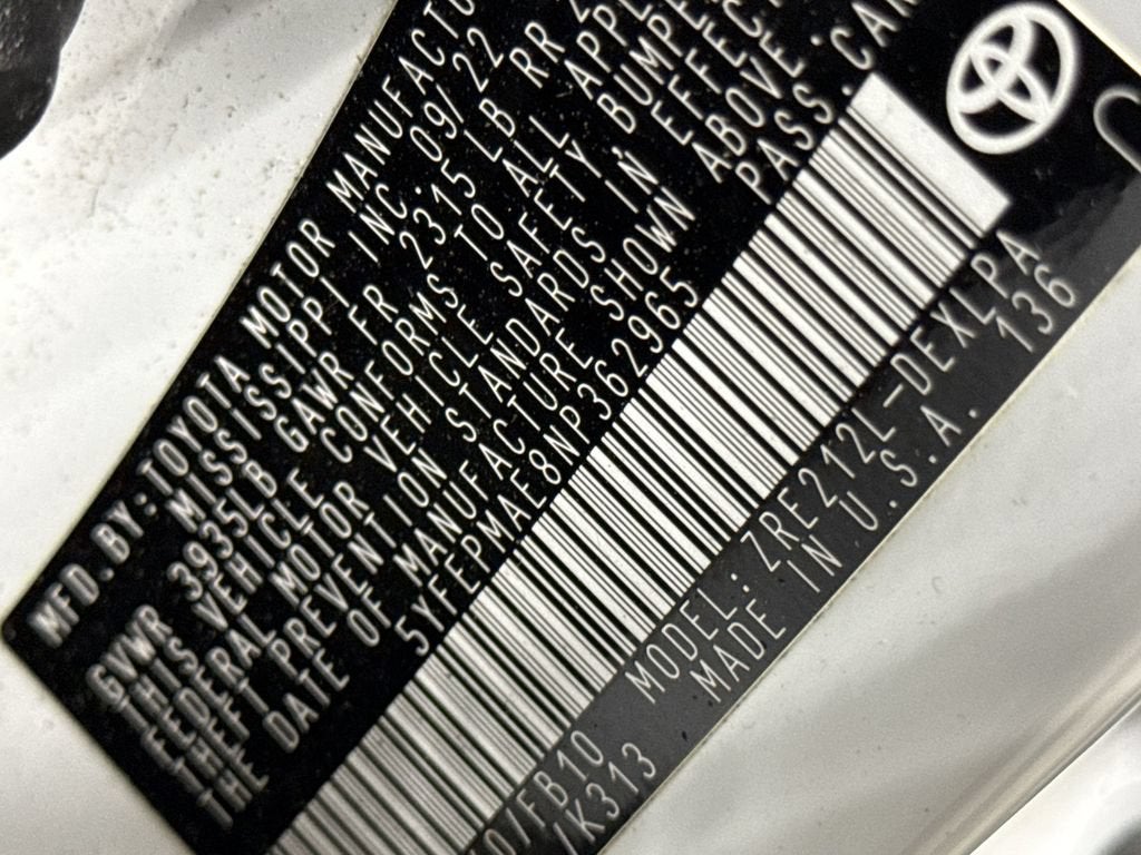 2022 Toyota Corolla LE