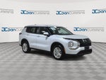2024 Mitsubishi Outlander ES