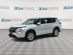 2024 Mitsubishi Outlander ES