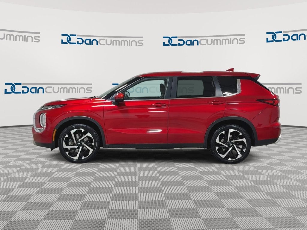 2024 Mitsubishi Outlander SE