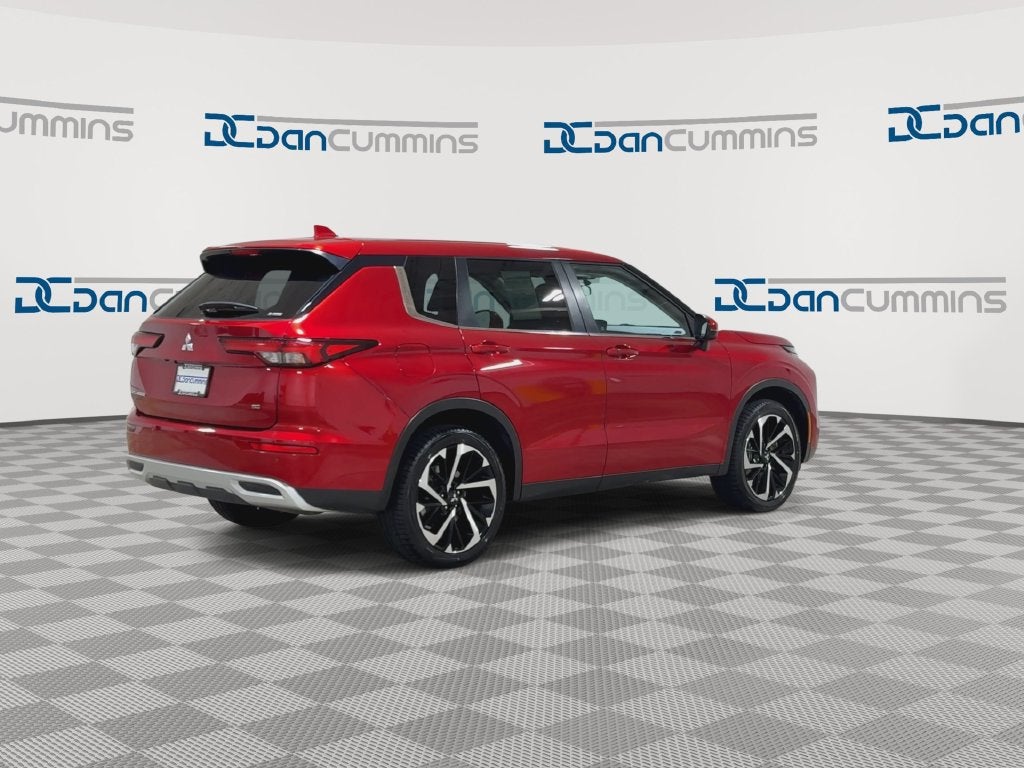 2024 Mitsubishi Outlander SE