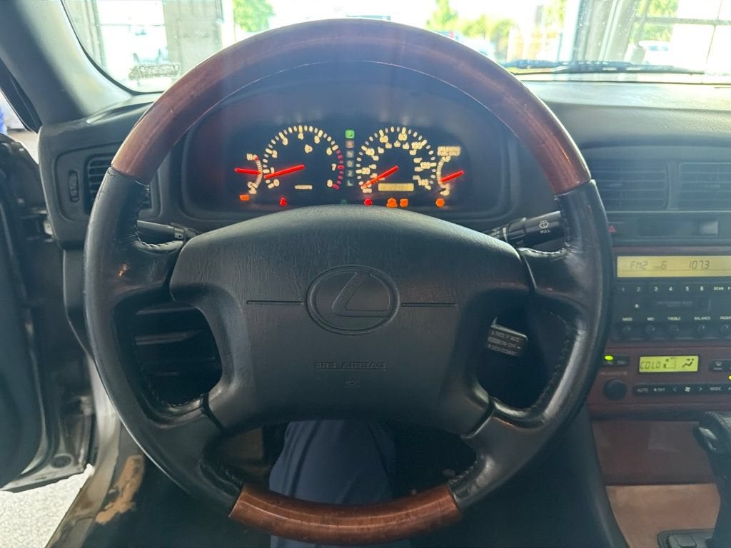 2000 Lexus ES 300 4dr Sdn
