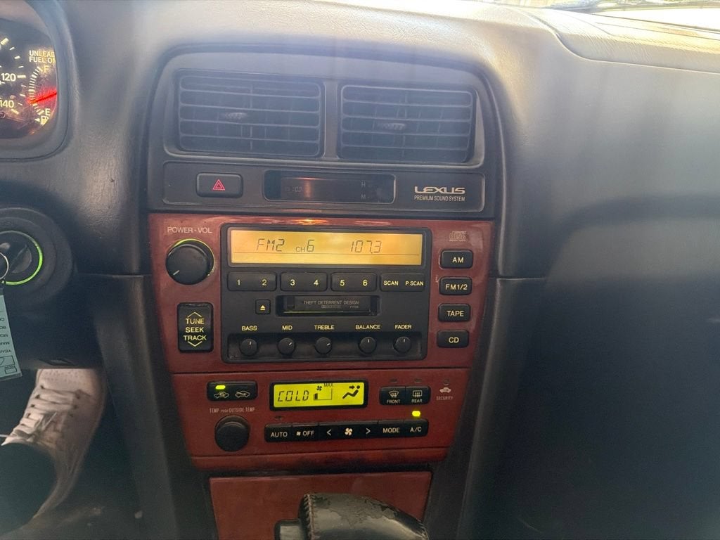 2000 Lexus ES 300 4dr Sdn