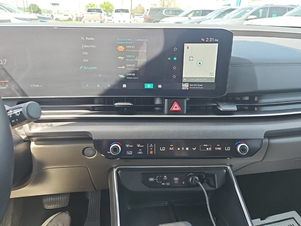 2025 Kia Carnival SX