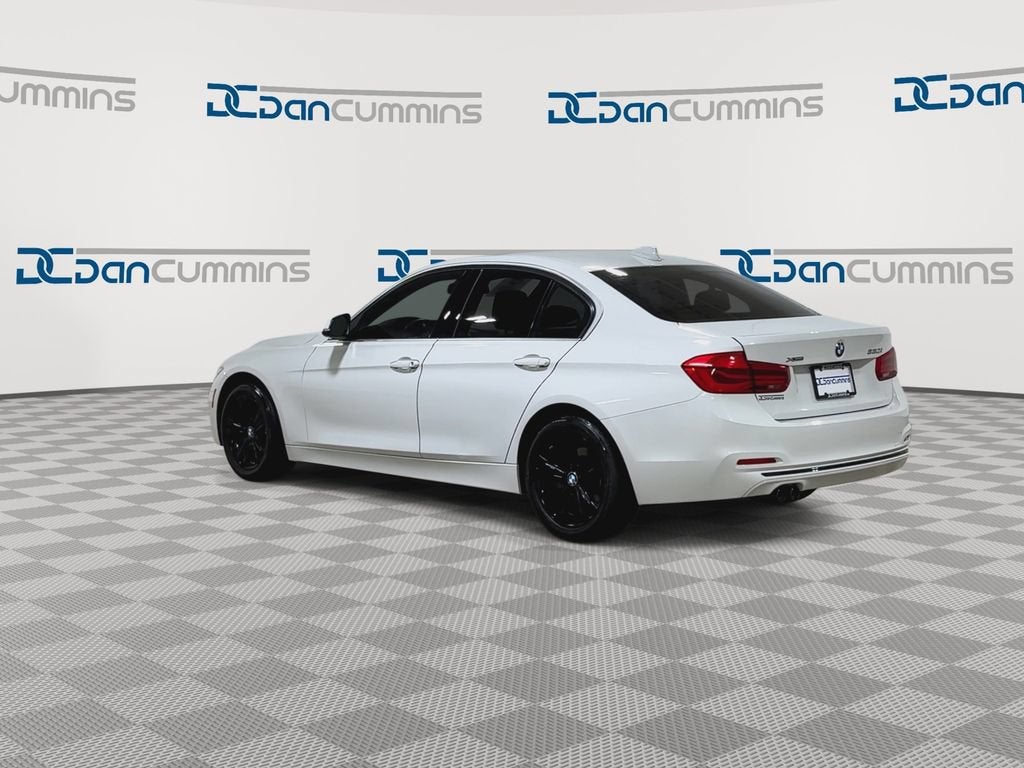 2018 BMW 3 Series 330i xDrive