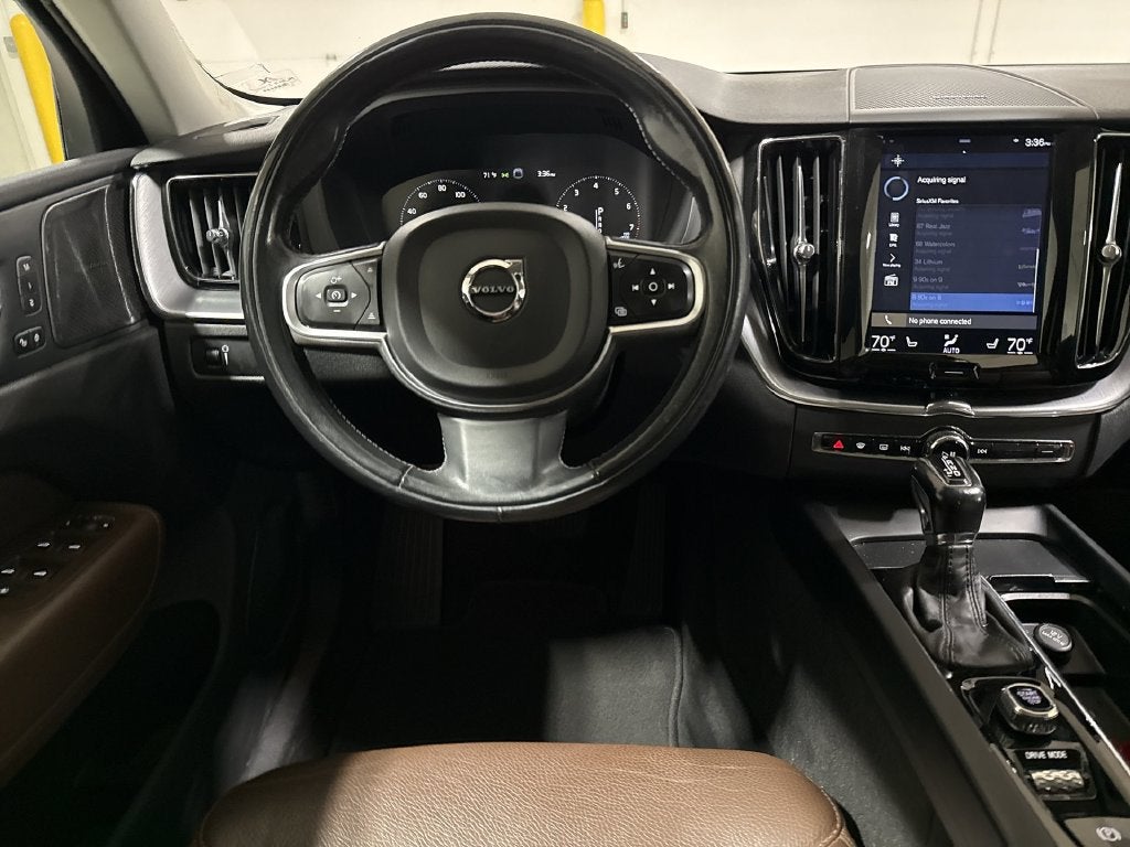 2020 Volvo XC60 Momentum