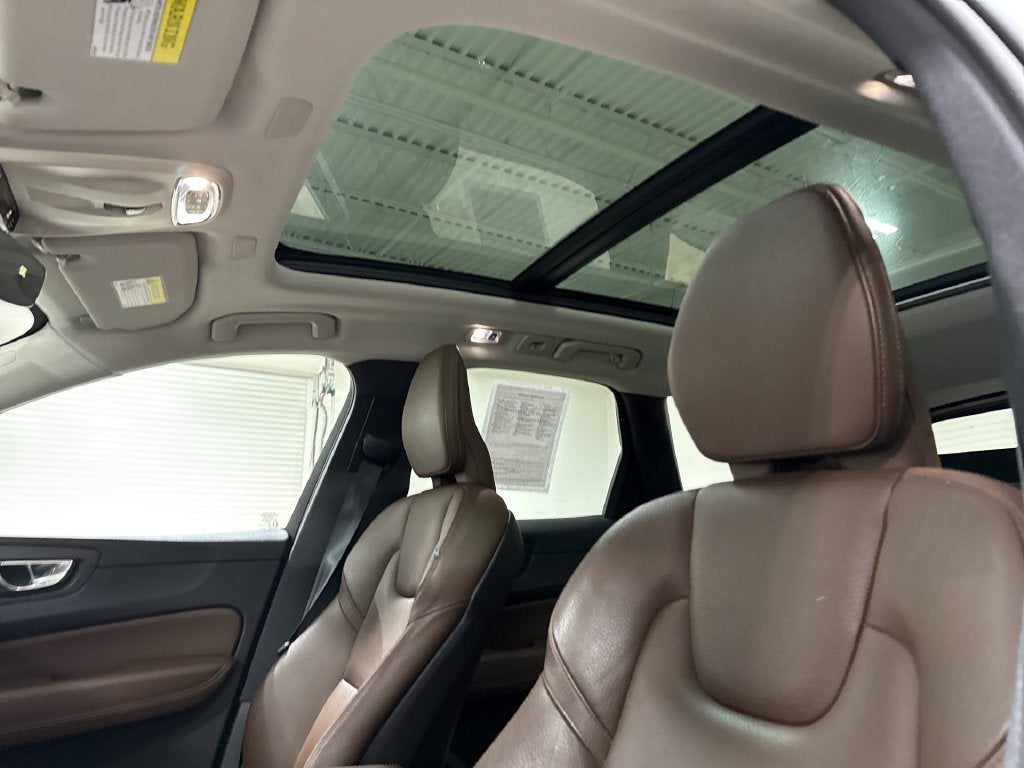 2020 Volvo XC60 Momentum