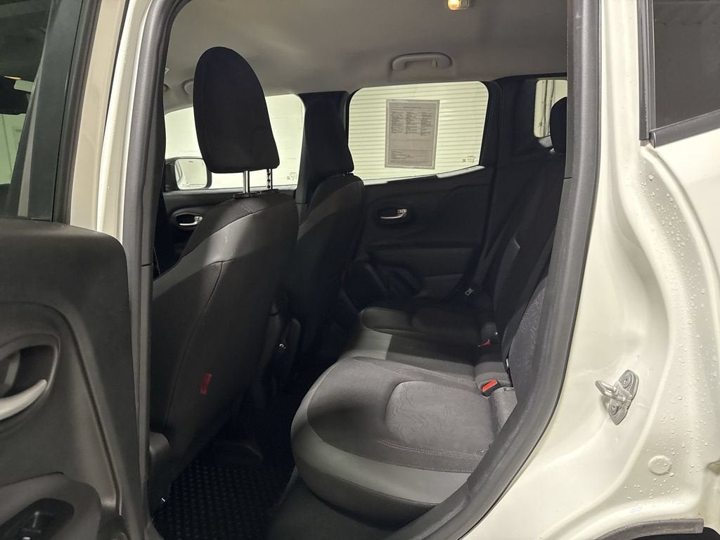 2023 Jeep Renegade Trailhawk