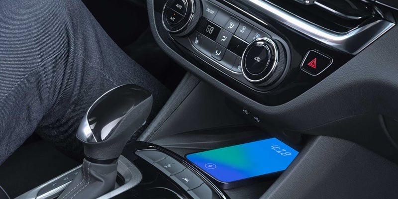 2026 Buick Envista wireless charging