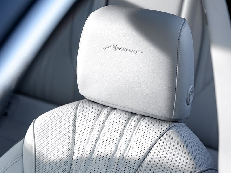 Massaging driver seat in Avenir