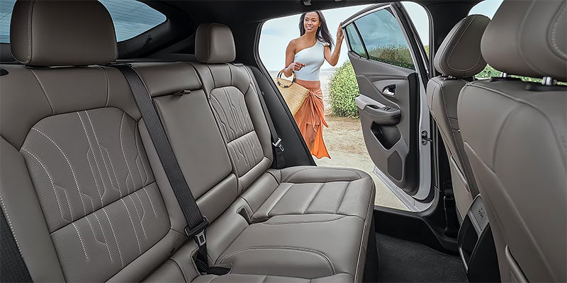 Split-folding rear seats